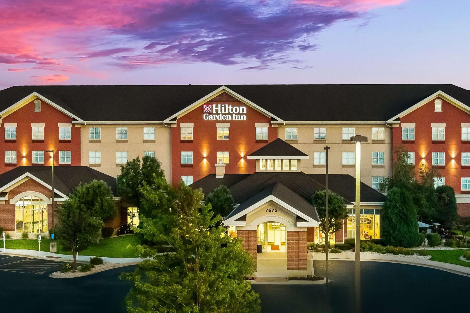 Hilton Garden Inn Rockford Bagian luar foto